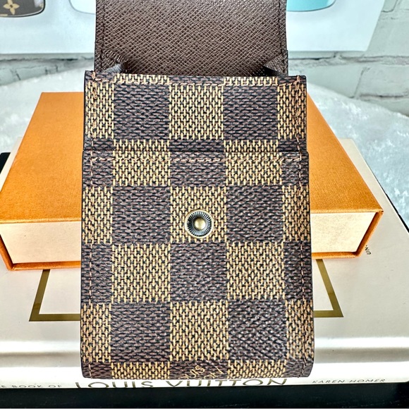 Louis Vuitton Damier Ebene mini pouch bag LIKE NEW - Picture 3 of 10